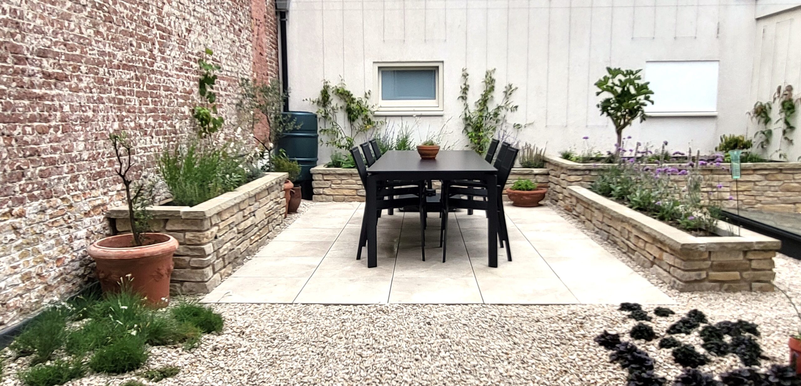 Daktuin met mediterrane sfeer